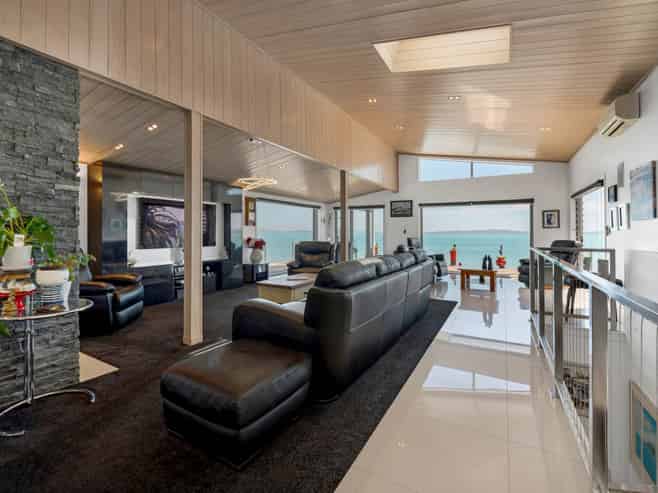 12 Campbell Road, Maraetai