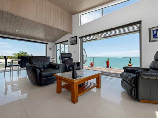 12 Campbell Road, Maraetai