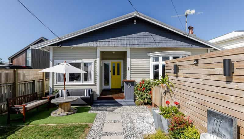 9 Wha Street, Lyall Bay