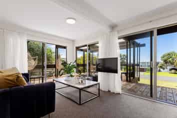  6 Jane Gifford Place, Omaha