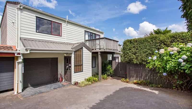 b/52 Symonds Street, Onehunga