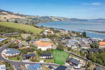 56 Mission Cove, Company Bay