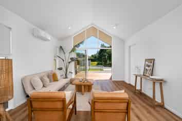 516A Papamoa Beach Road, Papamoa Beach