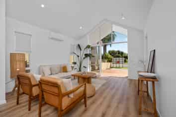 516A Papamoa Beach Road, Papamoa Beach