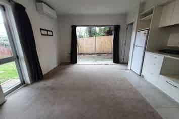 Auckland - Address withheld