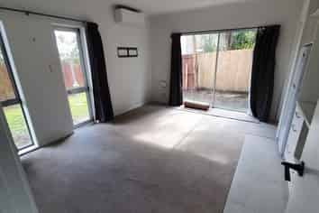 Auckland - Address withheld