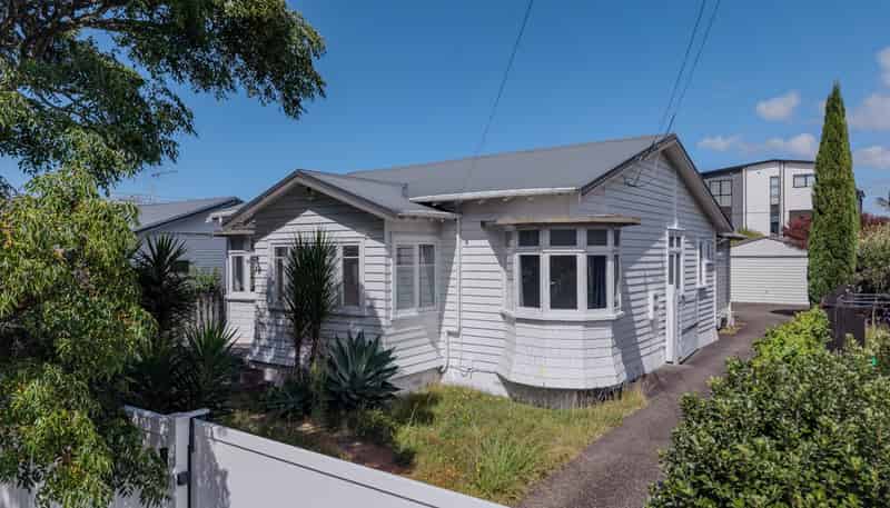 18 Walmer Road, Point Chevalier