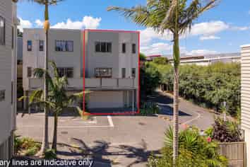 1/21 Hunters Park Drive, Three Kings