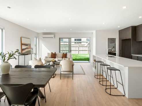 2 Kanae Drive, Beachlands