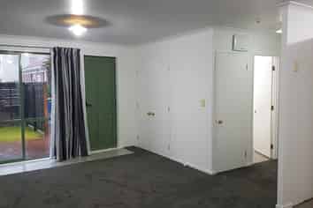 1/12A Keeling Road, Henderson