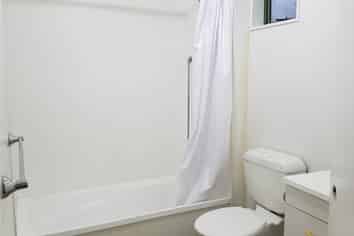 1/12A Keeling Road, Henderson