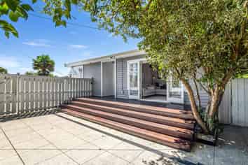90 Glendale Road, Glen Eden