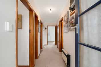 25 Vernon Avenue, Takaro