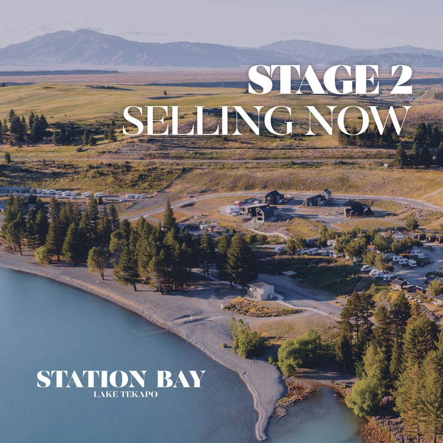 Absolute Lakefront Living: Station Bay Lake Tekapo