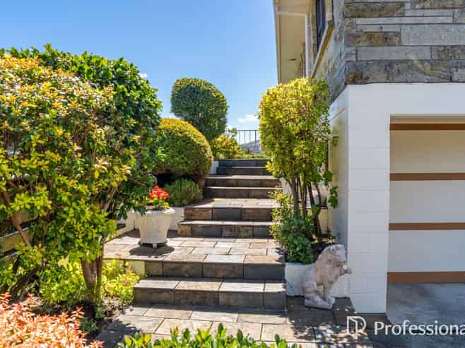 7 Summit Road, Fairfield