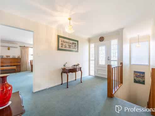 7 Summit Road, Fairfield