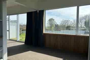 8 Clifford Street, Hawera