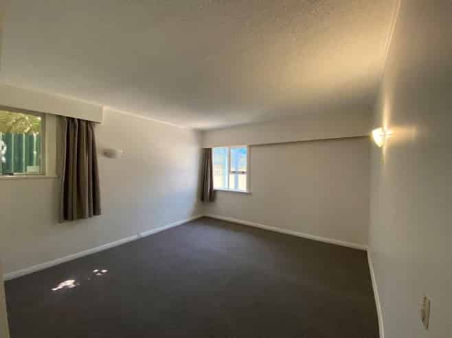 39 Pirie Crescent, Moera