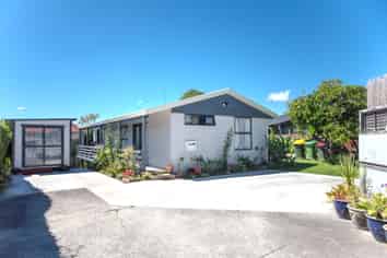 4B Trigg Place, Bader