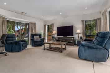 6 Stella Court, PARAPARAUMU