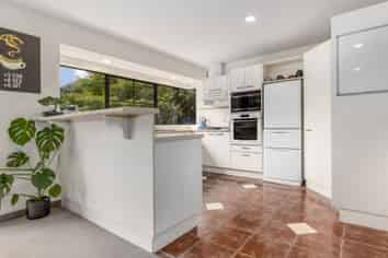 6 Stella Court, PARAPARAUMU