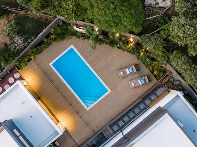 52 Beach Road, Castor Bay