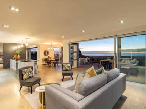 140 Anlaby Road, Paraparaumu