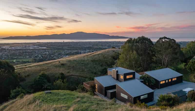 140 Anlaby Road, Paraparaumu