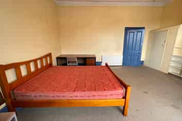 Room 4/ 3 Union Street, North Dunedin