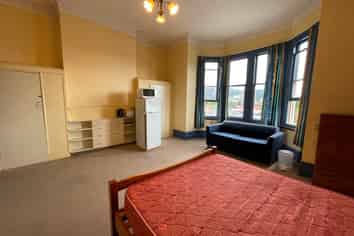 Room 4/ 3 Union Street, North Dunedin