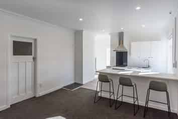 10a Waimea Road, Waikanae Beach