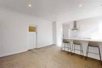 10a Waimea Road, Waikanae Beach