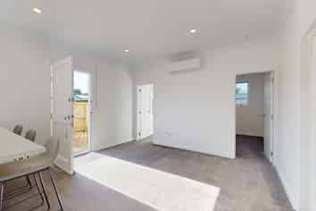 10a Waimea Road, Waikanae Beach