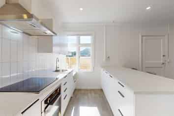 10a Waimea Road, Waikanae Beach