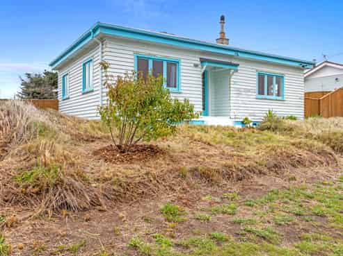 33 Pacific Road, North New Brighton