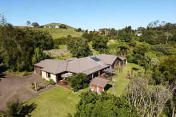 505 Old Highway, Whakamarama