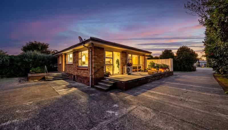 372 Great South Road, Papakura