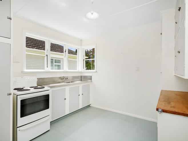 12 Pilcher Crescent , Naenae