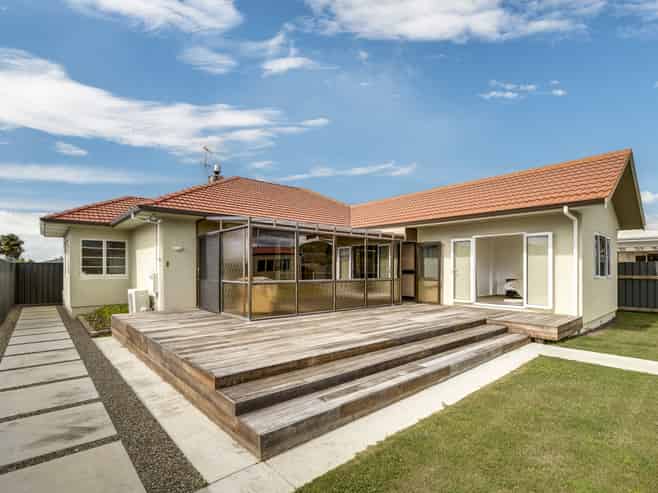 6 Ypres Street, Greenmeadows