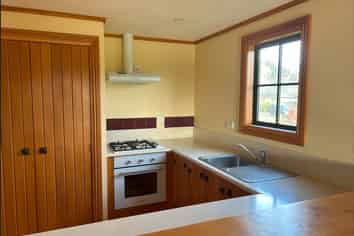 37 Hilton Road, Carterton