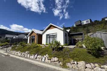 11 Waterson Lane, Stoke