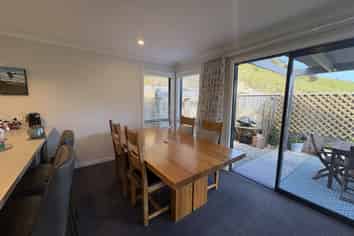 11 Waterson Lane, Stoke