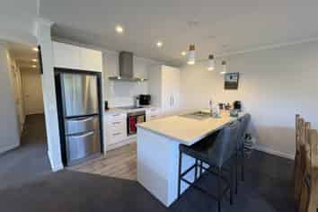 11 Waterson Lane, Stoke