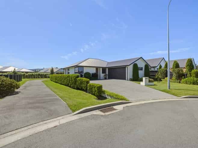 11 Wyllie Place, Amberley