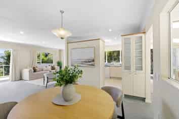 233A Whites Line East, Waiwhetu