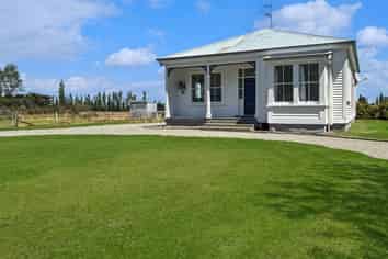 21 Swamp Road, Hinds