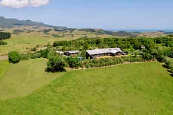 233 Maungatawhiri Road, Raglan
