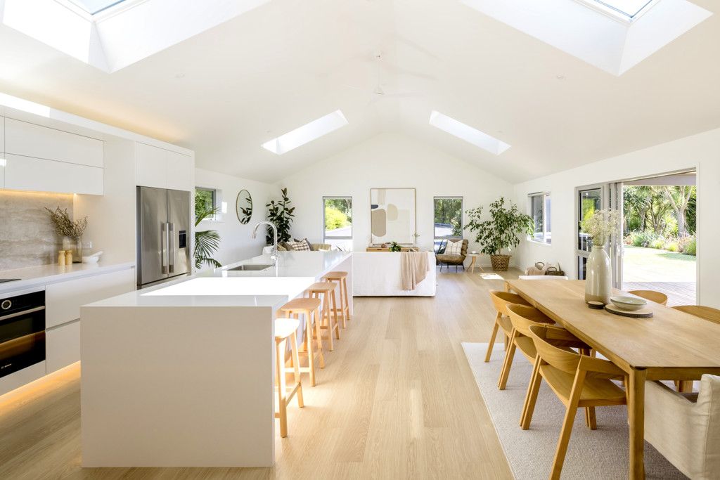 Immaculate Lifestyle Luxury in Raglan - Vista 2
