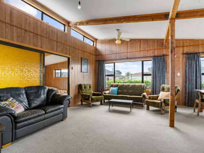 107 Lorraine Place, Whangamata