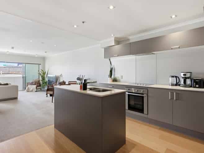 303/277 Maunganui Road, Mount Maunganui